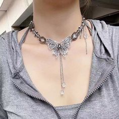 Length: 41-50cm Party Beaded Alloy Necklace, Trendy Crystal Chain Necklaces, Beaded Crystal Rhinestone Choker Necklace, Crystal Clavicle Chain Charm Necklaces, Adjustable Beaded Metal Rhinestone Necklace, Silver Dangle Crystal Necklaces, Adjustable Metal Butterfly Necklace, Adjustable Clavicle Chain Beaded Choker, Silver Dangle Crystal Necklace