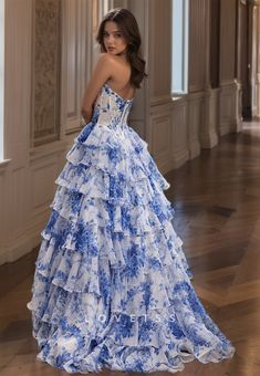 Cute Prom Ideas, Year 12 Formal, Hoco Dress Ideas, Chinoiserie Wedding, Cute Outfits Dresses, Sleeveless Prom Dress, Simple Homecoming Dresses, Homecoming Formal Dresses, A Line Prom Dress