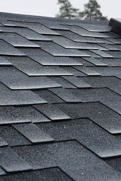 The world of roofing is filled with choices, and one of the fundamental decisions revolves around shingle size. Standard shingle sizes are not only practical for uniformity but also for meeting industry standards. This piece will guide you through the typical measurements of roofing shingles, helping you to comprehend the standardization that underpins this essential roofing component. Slate Shingles, Metal Shingles, Roofing Shingles, Reduce Energy Bill, Fascia Board, Roofing Options