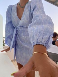 Kendall Jenner Skin, Medium Long Hairstyles, Inspo Hairstyles, Makeup Celebrity, Scandinavian Summer, Coastal Fashion, Sun Aesthetic, Designer Store, Matilda Djerf