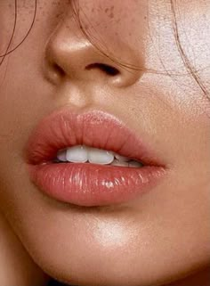 Lip Pictures, Lips Inspiration, Lips Painting, Female Lips, Lips Photo, Beautiful Teeth, Rosy Lips, Smile Teeth, Lips Drawing