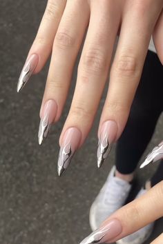 Silver Acrylic Nails, Filmy Vintage, Edgy Nails, Silver Nails