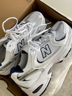 new balance 530, blogger, fashion, inspo, aesthetic, shoes, ootd Sneaker New Balance, Stile Hijab, Trendy Shoes Sneakers, Pretty Shoes Sneakers, Twitter Artist, Follow Tiktok, Shoe Wishlist, Hype Shoes