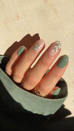 Kutek Disney, Nail Salon Design, Green Nail Designs, Nail Art For Beginners, Colorful Nails, Her Nails, Cute Gel Nails, Diy Spring, Short Acrylic Nails Designs