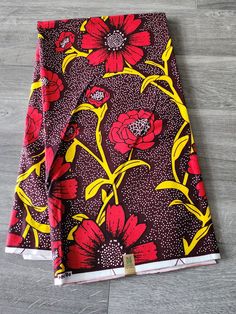 DESCRIPTION African Ankara Fabric. This is high quality African print is 100% cotton and it's 45 inches wide. It is used for making African Clothing, African quilts, & For Home decoration. FYI: Print is Double sided. The listing is for 6yards  Each piece of fabric measures: 210-216in by 45in for 6yards If you purch African Quilts, Clean And Press, Head Wrap Headband, Ankara Print, African Ankara, Fabric Headbands, Ankara Fabric, Mixing Fabrics, African Fabric