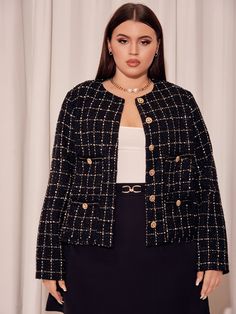 Plus Size Tweed Jacket, Chanel Plus Size, Tweed Plus Size, Plus Size Old Money Aesthetic, Blazer Outfits Plus Size, Preppy Plus Size Outfits, Old Money Aesthetic Plus Size, Old Money Plus Size Outfits, Plus Size Old Money Style