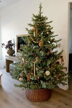 a decorated christmas tree in a living room