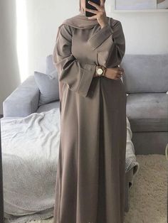 Modest Outfits Muslim, Fesyen Islam, Estilo Hijab, Gamis Dress, Stile Hijab, Blouse Casual Fashion, Girl Dpz, Modest Fashion Hijab, Muslim Outfits Casual