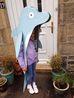 Fish Costume Kids, Animal Fancy Dress, Vampire Costume Diy, Whale Costume, Sea Creature Costume, Dolphin Costume, Pirate Costume Diy, Cardboard Costume