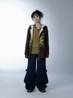 Outfit Inspo Japanese Streetwear, Y2k Aesthetic Fashion Grunge, Aesthetic Harajuku Outfit, Japanese Streetstyle 90s, Grunge Acubi Fashion, Japanese 200s Fashion, Grunge Harajuku Street Style, Japanese Grunge Outfits