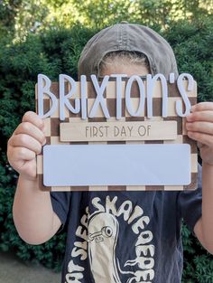 Make BACK TO SCHOOL extra cool with this rad 'first day of/last day of' sign for your little (or grown, can be used up to College/University) every time a school year begins and ends. A back to school sign is perfect for back to school photos, to save, share and feature! It is a great memory or keepsake.  Each sign is equipped with two magnetic banners (FIRST DAY OF & LAST DAY OF) and a whiteboard area (a dry-erase marker, too) so you can write what grade your child is entering or moving on from. IMPORTANT: Wipe the whiteboard area clean after each use to ensure the marker does not stain the whiteboard. This will also keep it clean and crisp looking for each use!  'FIRST DAY OF' and 'LAST DAY OF' banners are magnetic, so they can be easily changed. *Listing is for ONE checkered back to sch Back To School Photos, Photo Sign, Kids Signs, College University, School Kids