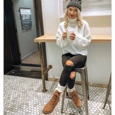 Tan Combat Boots Outfit, Timberland Boots Outfit Winter, Outfits To Wear With Timberlands, Outfits With Timberland Boots Women, Timberland Women Boots, Timberland Boots Women Outfit, Timberland Shoe, Timberlands Outfit, Timberland Outfits Women