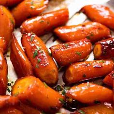 there are many carrots that have been cooked together