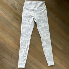 - Never Worn - Good Quality - No Tag - Rare Camo Leggings, Ribbed Leggings, Lululemon Leggings, Colorful Leggings, Gray White, Good Quality, Pant Jumpsuit, Lululemon Athletica, Camo