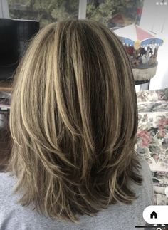 Medium Layered Haircuts 2023, Long Layered Bob Hairstyles Over 50, Flattering Medium Length Haircuts, Easy To Maintain Hairstyles, Medium Length Thick Hair With Layers Over 40, Layers For Shoulder Length Hair Straight, High Light Hair Color Ideas For Black Hair, Layered Short Medium Hair, Katie Couric Hairstyles