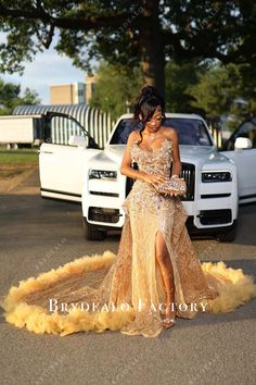 marigold feathers prom dress Brooklyn Frost Prom, Homecoming Dresses For Black Women, Prom Dress Inspiration Gold, Gold Prom Dress Inspiration, Gold Matric Dance Dresses, Long Prom Dress Ideas, Prom Dress Inspo Black Woman, Senior Prom Dress Ideas, Prom Dress Ideas Black Women