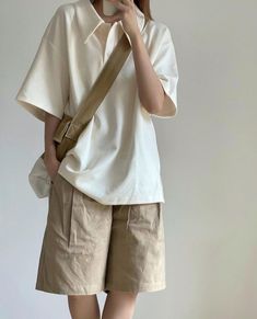 Boyish Outfits, Korean Casual Outfits, Tomboy Style Outfits, Inverness, Swaggy Outfits, Tomboy Fashion, Khaki Shorts