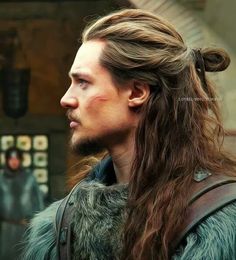 Alexander Dreymon, Braids With Shaved Sides, Last Kingdom, Top Braid, The Last Kingdom, Long Beards