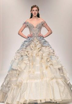 Exquisite Gowns, Fantasy Theme, Formal Dresses For Weddings, Professional Fashion, White Outfits, Graduation Dress, Fashion Women, You Never, Paradise