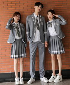 School Uniform Kids, Outfit Korean Style, Class Outfit, University Outfit