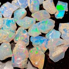 Houseofopalstore Stone Name : Opal Stone Size : 2mm 4mm Rough Jewelry, Rainbow Fire, Pretty Rocks, Beach Wedding Decorations, Raw Opal, Crystal Therapy, Flower Girl Basket, Opal Color, Mineral Stone