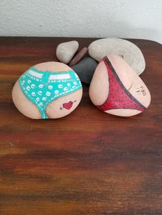 Small Rock Painting Ideas, Acrylic Painting Rocks, Sharpie Crafts, Stone Art Painting, Diy Abstract Canvas Art, Learn Watercolor, Bird Houses Painted