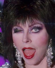 Elvira Makeup, Elvira Costume, Goth Outfit Ideas, Cassandra Peterson, Dark Princess, Elvira Mistress Of The Dark, 60s Women, Alt Makeup, Goth Makeup