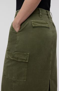 The traditionally rugged cargo aesthetic gets a refined makeover in this olive-hued midi detailed with plenty of pockets. 32" length (size 29) Zip fly with hook-and-bar closure Front slant pockets; cargo flap-patch pockets 81% cotton, 19% viscose Machine wash, tumble dry Imported Cargo Aesthetic, Cargo Midi Skirt, Cotton Midi Skirt, Cargo Skirt, Jeans Rock, Madewell Denim, Skirted Swimwear, Playsuit Jumpsuit, High Waist Jeans