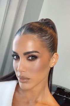 Ponytail Hairstyle Ideas, Slick Ponytail, Slicked Back Ponytail, Sleek Ponytail Hairstyles, Ponytail Hairstyle, Trendy Hairstyle, Chic Hairstyles, Sleek Ponytail, Sleek Hairstyles