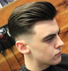 Combover Hairstyles, Hair Styles For Men, Comb Over Haircut, Cool Mens Haircuts, Corte De Cabelo Masculino, Mens Haircuts Short, Best Short Haircuts, Hot Hair Styles, Comb Over