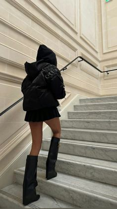 Long Boots Outfit, Heel Tall Boots, Heels Boots Outfit, Givenchy Shark, Givenchy Boots, Fall Boots Outfit, Knee Boots Outfit, Winter Boots Outfits, Fold Over Boots