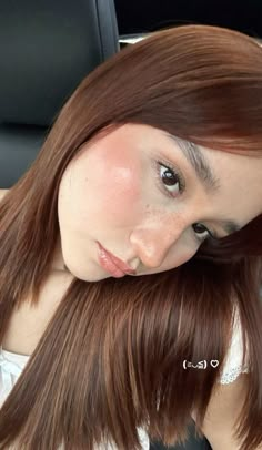 Brown Red Tint Hair, Brownie Brown Hair, Chesnutt Brown Color, Auburn Dark Hair, Brown Reddish Hair Color, Auburn Hair Tan Skin, Light Brown Hair With Red Tint, Japanese Brown Hair, Dark Brown Ginger Hair