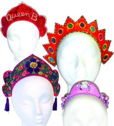 Welcome to your destiny! Embellished fabric crowns are the perfect way to show the world how special you are. When you discover how easy and enjoyable it is to Fabric Crowns, Waldorf Crown, Make A Crown, Swag Ideas, Fabric Crown, Embellished Fabric, Holiday Hostess Gifts, Crown Pattern, Kitty Christmas