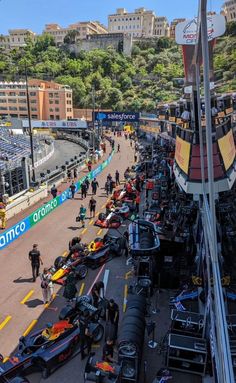 the cars are lined up on the side of the road