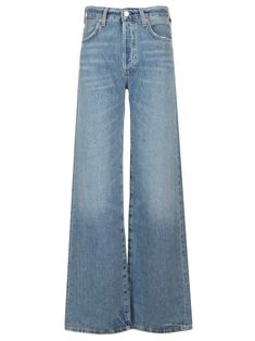 Light blue "Annina" jeans from Citizen of Humanity with high waist, wide and straight leg, 5 pocket design. Wide Leg Jeans For Women, Versace Designer, Versace Sweatshirt, Citizens Of Humanity Jeans, Denim Branding, Jeans For Women, Tomboy Fashion, Denim Design, Jeans Women