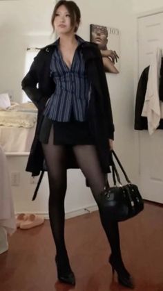 Vimal Chandran, Sixth Form Outfits, Trendy Date Night Outfit, Date Night Outfit Ideas, Night Outfit Ideas, Quoi Porter, Travel Sketches, Fashion Mistakes, Feminine Outfit