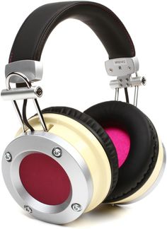 the headphones are designed to look like they have red and yellow buttons on them