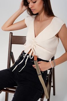 Q2 Shirts Tie Front Shirred Detail Volume Sleeve Crop Top in Cream Sporty Crop Top, Cream Tops, Ruffled Sleeves, Fashion Details, Belted Dress, Large White, Alternative Fashion, Wide Leg Trousers, High Waisted Pants