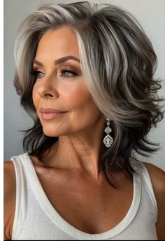 Grey Hair Transformation, Haircuts For Medium Length Hair, Gorgeous Gray Hair, Grey Hair Inspiration, Layered Haircuts For Medium Hair, Hairstyles For Women Over 50, Blending Gray Hair, Gray Hair Highlights, Mom Hairstyles