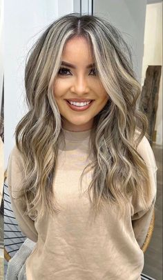 Med Length Highlighted Hair, Ash Brown With Platinum Highlights, Blonde Latina Hair, Brown Hair With Ash Blonde Highlights, Blonde Lob Hair, Blonde Latina, Ash Blonde Hair Balayage, Light Brown Hair Color, Brown Hair Inspiration