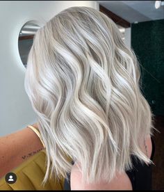 Medium Blonde Hair Inspiration, Cool Tone Platinum Blonde, Medium Icy Blonde Hair, Ice Blonde Hair Short, Platinum Ashy Blonde Hair, Ashy Icy Blonde Hair, Cool Blonde Highlights Short Hair, Ashy Platinum Blonde Hair Balayage, Cool Toned Platinum Blonde