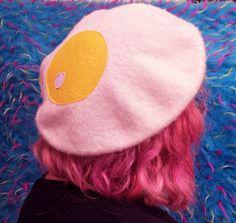 a brand new accessory item from trash queen! this time we have a cute little beret with a sunny side up egg motif. perfect for any whimsical/breakfasty outfit y Egg Beret, Egg Outfit, Egg Hat, Hit Head, Wing Wing, White Beret, Future Punk, Magical Transformation, Whatever Forever