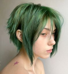 ig heykrls Hair Color Ideas Multicolor, Green Hair Strands, Odd Hair Colors, Short Hair With Long Pieces, Tomboy Tails Hairstyle, Tomboy Twintails Haircut, Quirky Short Hairstyles, Short Alternative Haircuts With Bangs, Pink And Green Short Hair