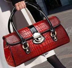 Winter Bags, Designer Leather Handbags, Plush Bags, Pillow Styling, Other Countries, Genuine Leather Bags, Michael Kors Hamilton, Womens Purses, Branded Bags