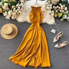 Summer Dresses Yellow, Look Boho Chic, Dresses Yellow, Long Length Dresses, Backless Prom Dresses, Split Dress, Long Summer Dresses, Vestido Casual, Dress Silhouette