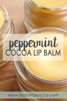 Learn how to make your own affordable, all natural peppermint cocoa lip balm using peppermint essential oil, coconut oil, cocoa butter, and beeswax. | DIY Bath and Body | Homemade Lip Balm | How to make lip balm | Mom Makes Joy Beeswax Diy, Health Coconut Oil, Peppermint Cocoa, Peppermint Lip Balm, Lip Balm Recipes, Homemade Lip Balm, Coconut Oil Uses, Diy Lip Balm, Diy Lips