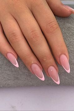 Pink French Nails, Unghie Sfumate, Cute Simple Nails, Casual Nails, Almond Acrylic Nails, Pink Nail, Pink Acrylic Nails