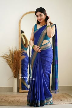 Blouse Designs For Cotton Sarees Style, Blue Saree Bridal Look, Photo Poses For Saree Look, Women Saree Poses, Sadi Looks Traditional, Maharastrian Women In Saree, Maheshwari Saree Blouse Designs, Blouse Design For Traditional Saree, Handloom Saree Blouse Designs