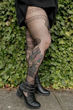 Snake Net Tights – Sock Dreams Snake Tights, Fishnets Outfit, Fishnet Style, Diamond Scale, Net Tights, Half Socks, Hip Stretches, Lace Tights, Layered Fashion