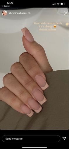 Beige French Tip, Short Classy Nails, Nagellack Trends, Beige Nails, Work Nails, Classy Acrylic Nails, Acrylic Nails Coffin Short, Neutral Nails